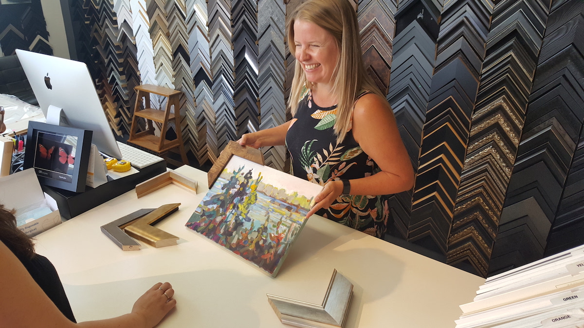 Design Experience Framing & Art Centre London Horton